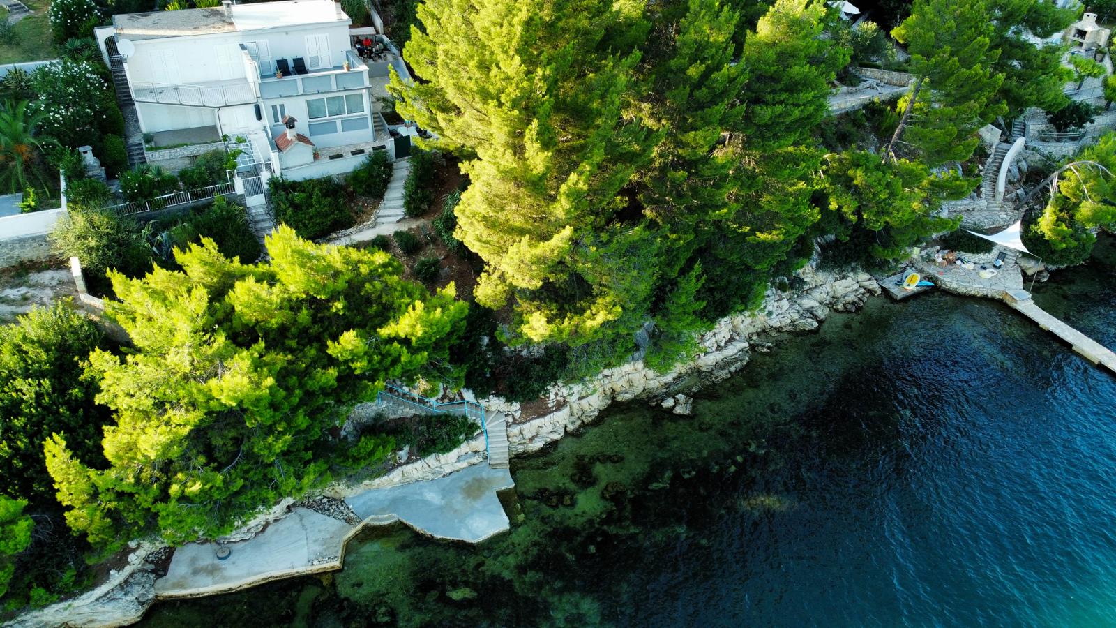 Villa Aki